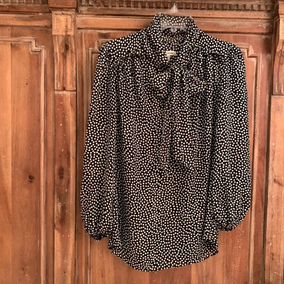 Max Studio V-Neck Polka Dot Tie Up Blouse Size Small - Picture 12 of 13